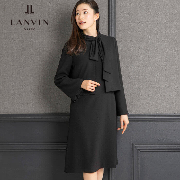 サントスピンク 美品 シルク ランバン LANVIN NOIR ブラック